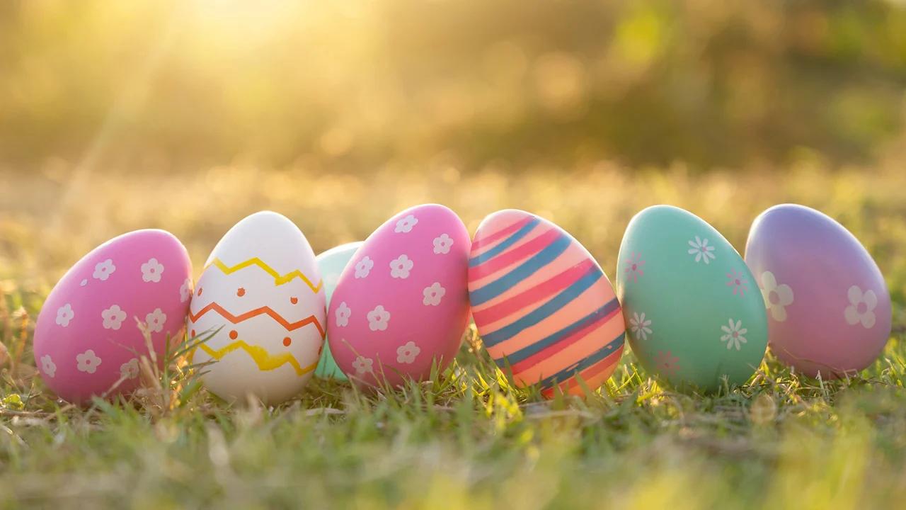 huevos de pascua con flores - Cómo se dan los huevos de Pascua