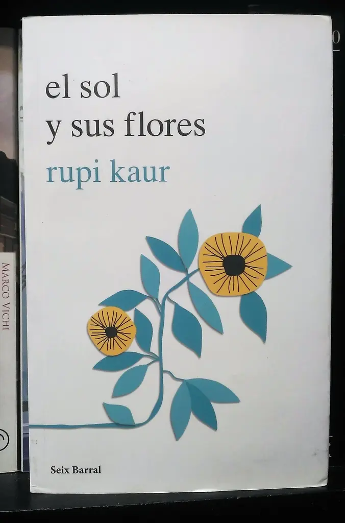 libreria del sol flores - Cuántas páginas tiene el libro El sol y sus flores