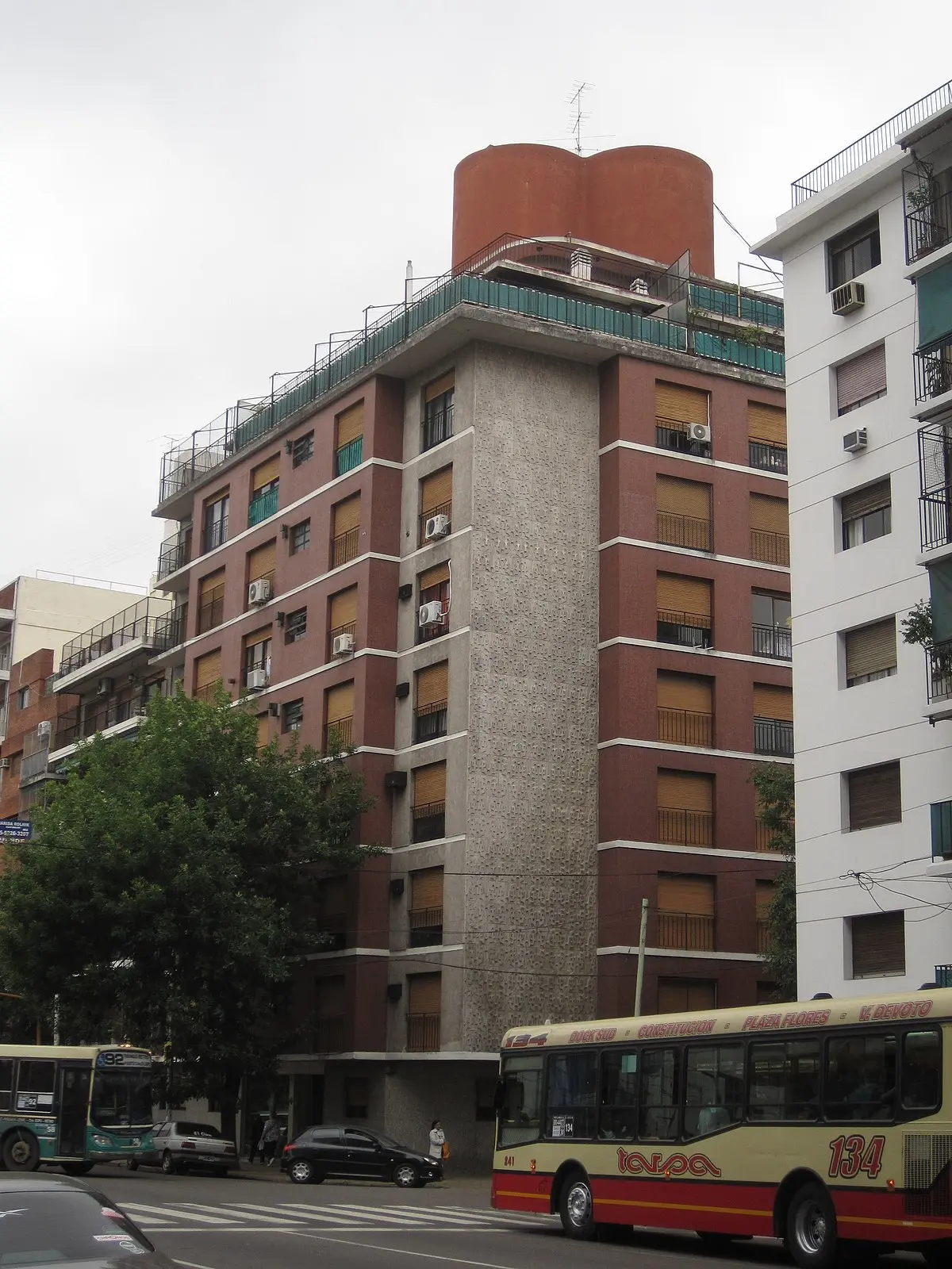 Avenida Avellaneda: El paraíso de la ropa barata en Flores - Dónde empieza la calle Avellaneda avenida avellaneda flores - Dónde empieza la calle Avellaneda